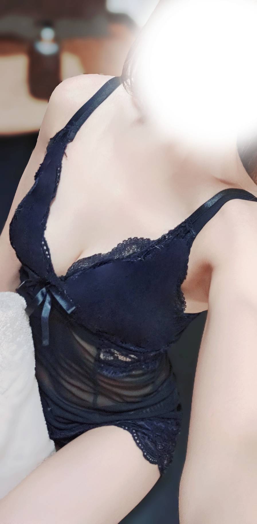 みさ